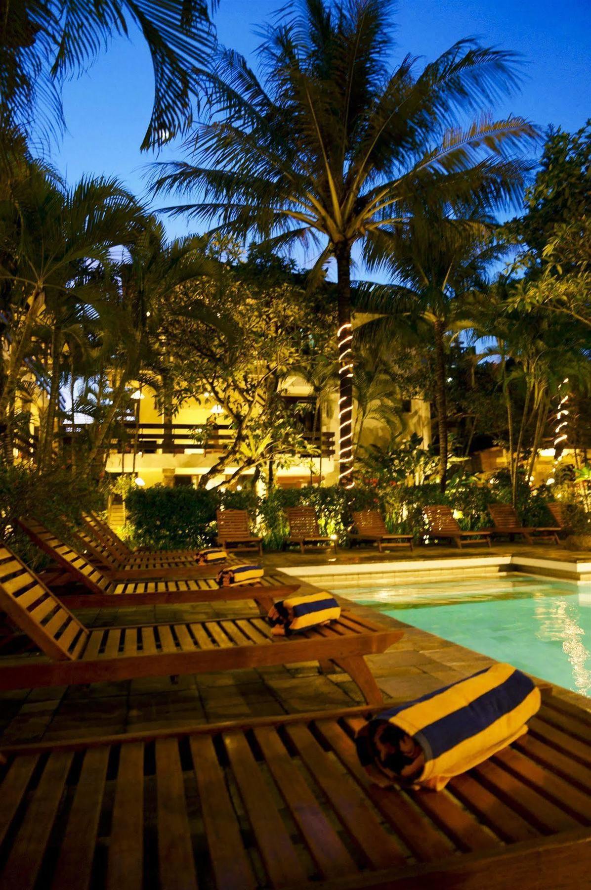 Hotel Bali Subak Семиняк Екстериор снимка